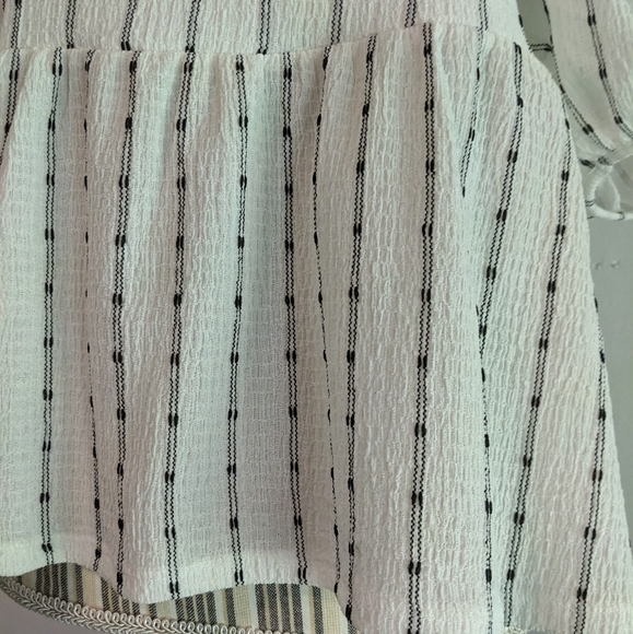 Madewell pufffy sleeve white top nwot - Picture 2 of 15